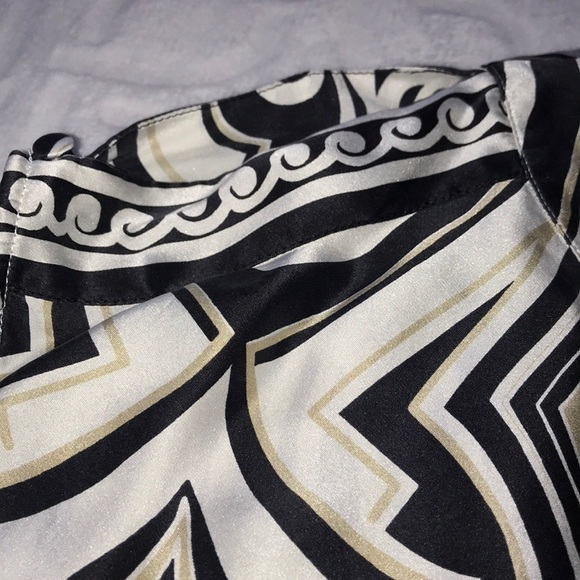 WHBM 100% Silk Tunic Top Blouse Size Small Career Casual Business Date - Picture 4 of 7